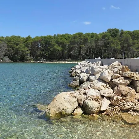 Nikolina Villa Molat