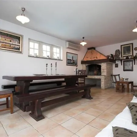 Villa Nikolina Molat