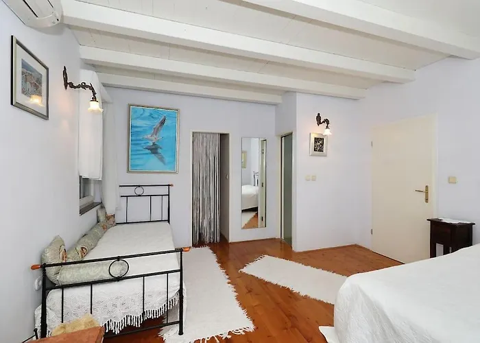 Villa Nikolina Molat