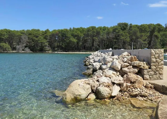 Nikolina Villa Molat