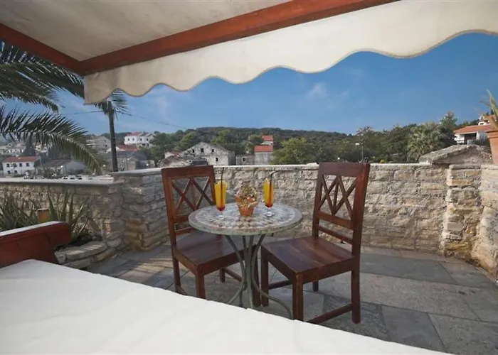 Nikolina Villa Molat